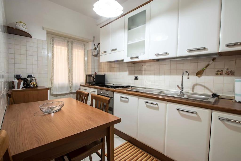 Roma In Rosa Apartment Exterior photo